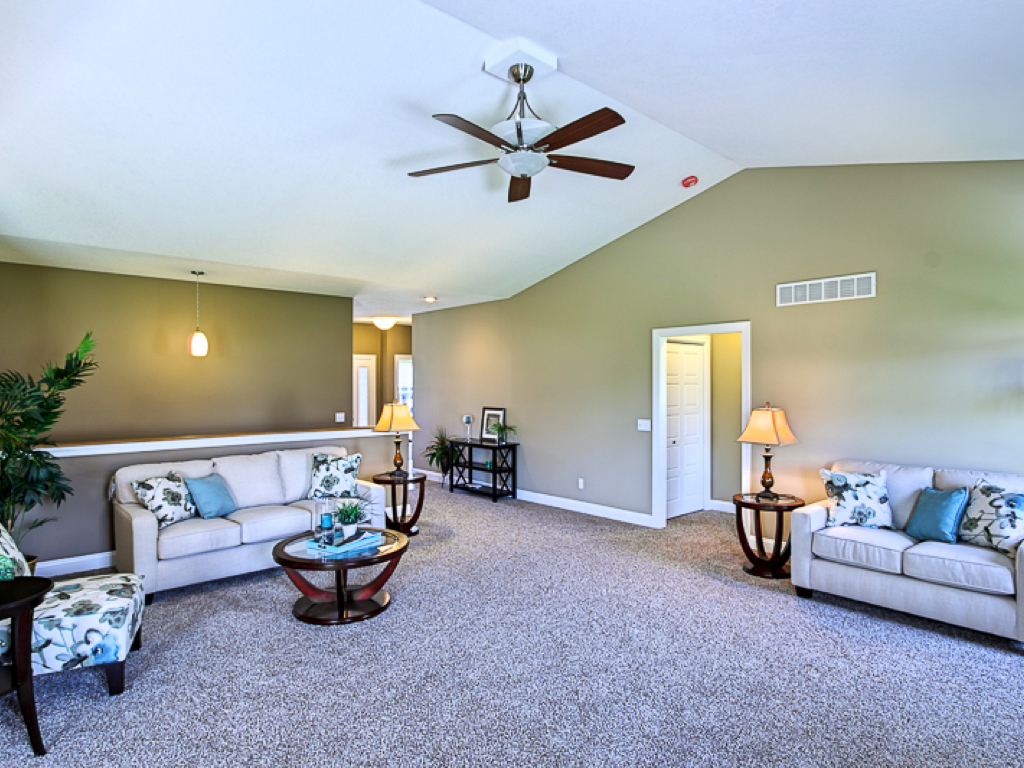 https://www.rivervalleyhomesqc.com/wp-content/uploads/1920_E_60th_Circle_Davenport_16.jpg