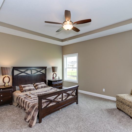 https://www.rivervalleyhomesqc.com/wp-content/uploads/1920_E_60th_Circle_Davenport_33-540x540.jpg