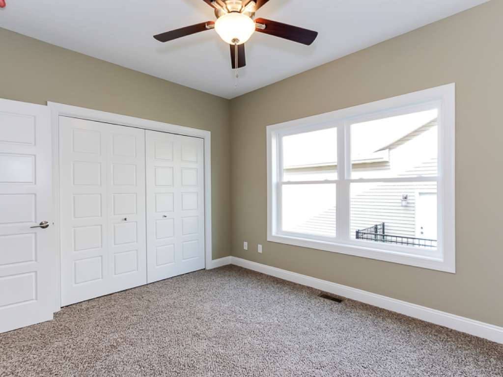 https://www.rivervalleyhomesqc.com/wp-content/uploads/1920_E_60th_Circle_Davenport_39.jpg