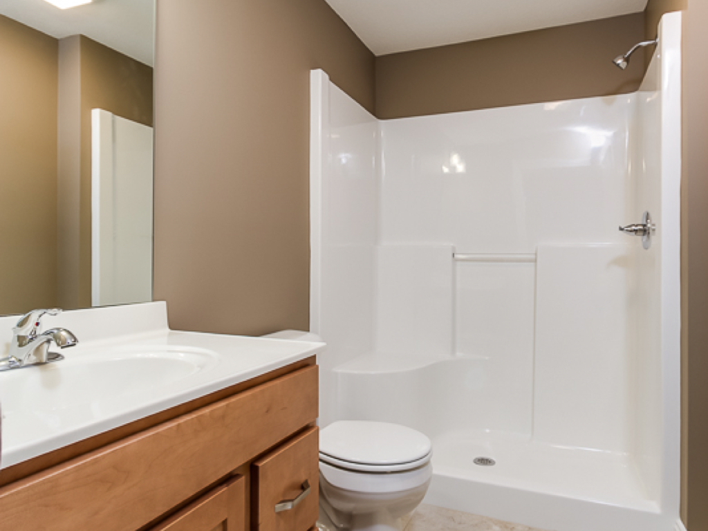 https://www.rivervalleyhomesqc.com/wp-content/uploads/1920_E_60th_Circle_Davenport_43.jpg