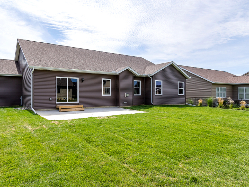 https://www.rivervalleyhomesqc.com/wp-content/uploads/1920_E_60th_Circle_Davenport_47.jpg
