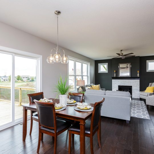 https://www.rivervalleyhomesqc.com/wp-content/uploads/6111_SpringCir_12-540x540.jpg