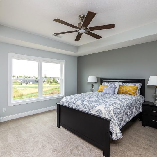 https://www.rivervalleyhomesqc.com/wp-content/uploads/6111_SpringCir_15-540x540.jpg