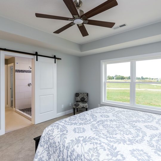 https://www.rivervalleyhomesqc.com/wp-content/uploads/6111_SpringCir_16-540x540.jpg