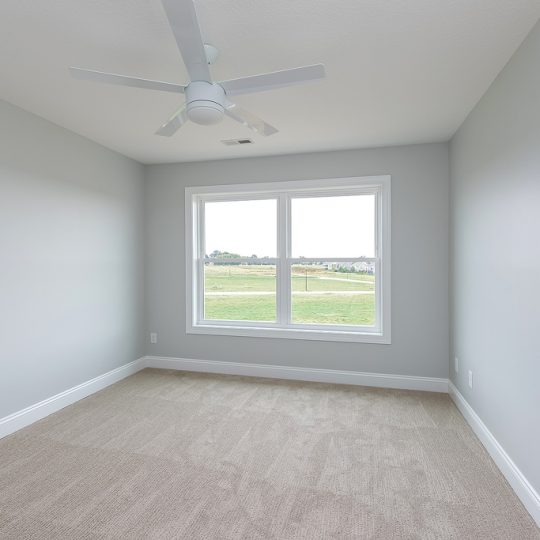 https://www.rivervalleyhomesqc.com/wp-content/uploads/6111_SpringCir_24-540x540.jpg