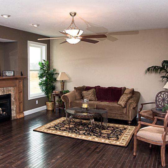 https://www.rivervalleyhomesqc.com/wp-content/uploads/6115_Judson_Circle_0-540x540.jpg