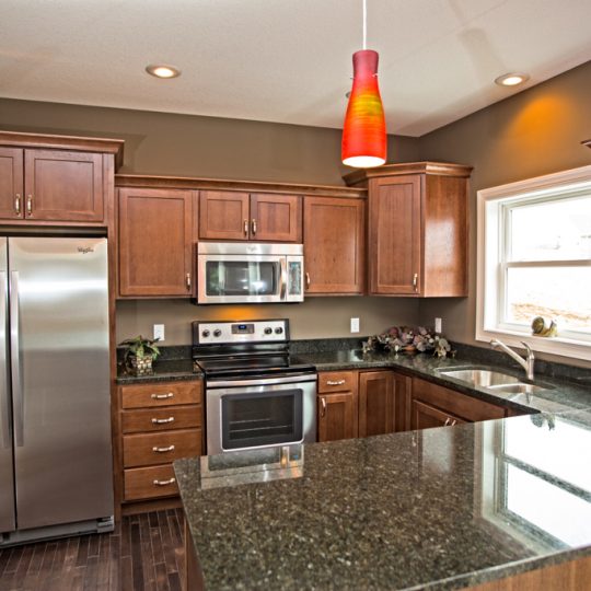 https://www.rivervalleyhomesqc.com/wp-content/uploads/6115_Judson_Circle_2-540x540.jpg
