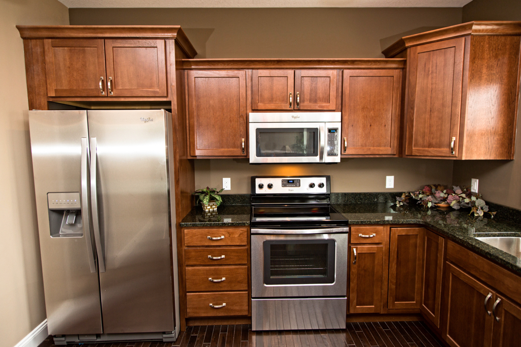https://www.rivervalleyhomesqc.com/wp-content/uploads/6115_Judson_Circle_3.jpg