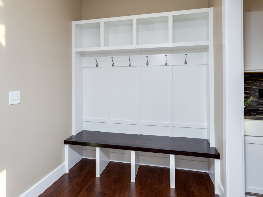 https://www.rivervalleyhomesqc.com/wp-content/uploads/6120_Spring_Circle_Davenport_4.jpg