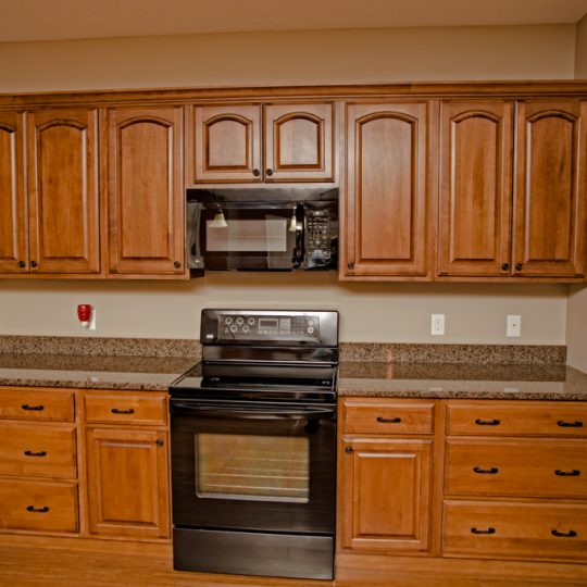 https://www.rivervalleyhomesqc.com/wp-content/uploads/6126_Judson_Circle_4-540x540.jpg