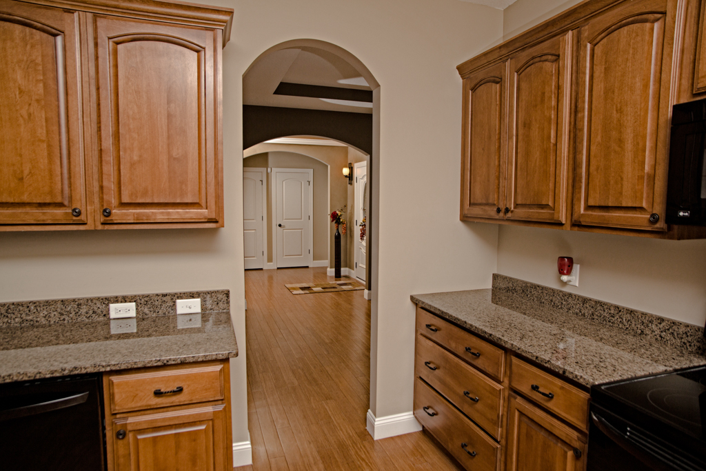 https://www.rivervalleyhomesqc.com/wp-content/uploads/6126_Judson_Circle_6.jpg