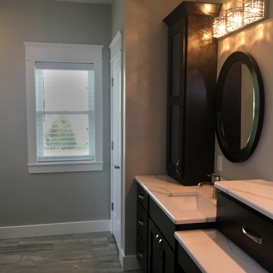 https://www.rivervalleyhomesqc.com/wp-content/uploads/6171_Belle_Ct_Davenport-1-540x540.jpg