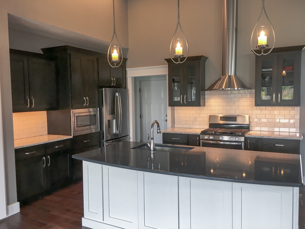 https://www.rivervalleyhomesqc.com/wp-content/uploads/6171_Belle_Ct_Davenport-10.jpg