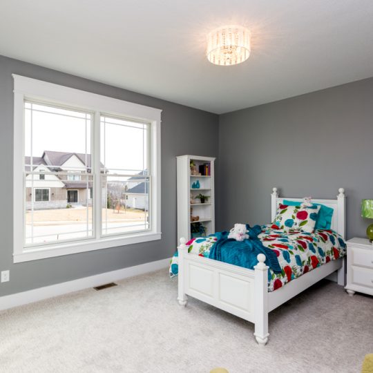 https://www.rivervalleyhomesqc.com/wp-content/uploads/6234_Whispering_Hills_Ct_0-540x540.jpg