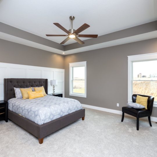 https://www.rivervalleyhomesqc.com/wp-content/uploads/6234_Whispering_Hills_Ct_12-540x540.jpg