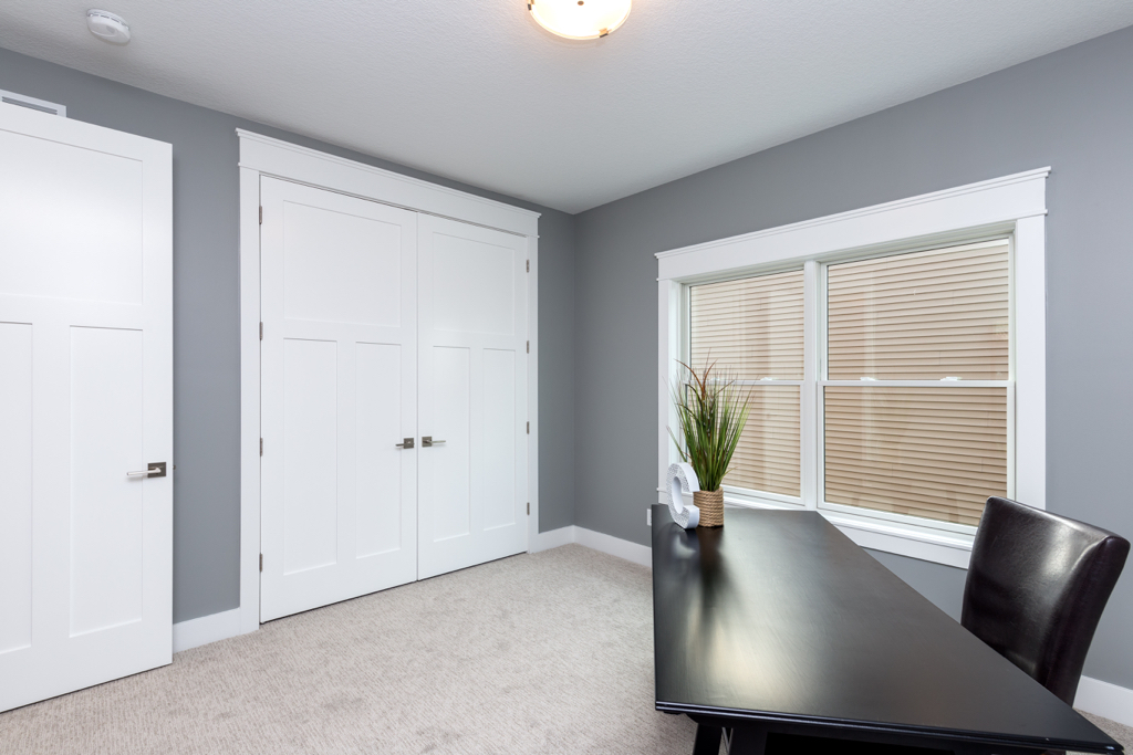 https://www.rivervalleyhomesqc.com/wp-content/uploads/6234_Whispering_Hills_Ct_2.jpg