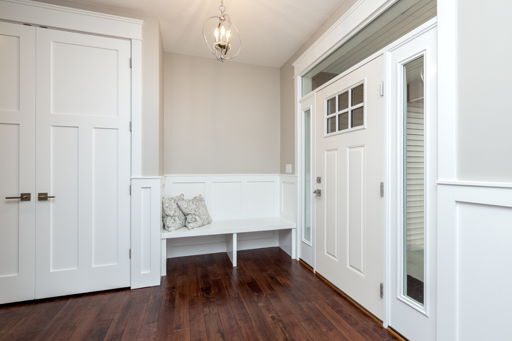 https://www.rivervalleyhomesqc.com/wp-content/uploads/6234_Whispering_Hills_Ct_25.jpg