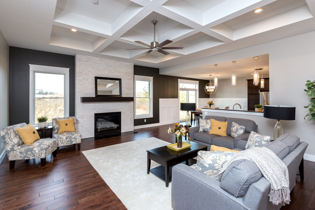 https://www.rivervalleyhomesqc.com/wp-content/uploads/6234_Whispering_Hills_Ct_3.jpg