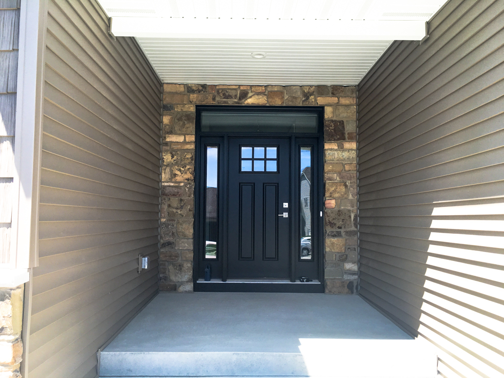 https://www.rivervalleyhomesqc.com/wp-content/uploads/6234_Whispering_Hills_Ct_30.jpg
