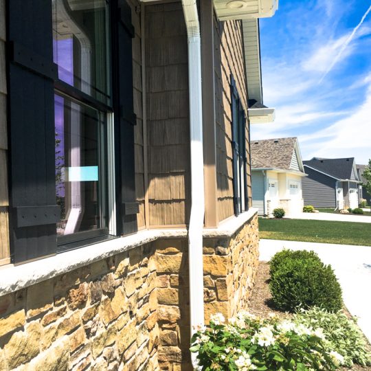 https://www.rivervalleyhomesqc.com/wp-content/uploads/6234_Whispering_Hills_Ct_33-540x540.jpg