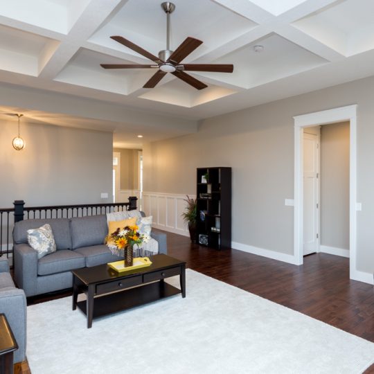 https://www.rivervalleyhomesqc.com/wp-content/uploads/6234_Whispering_Hills_Ct_4-540x540.jpg