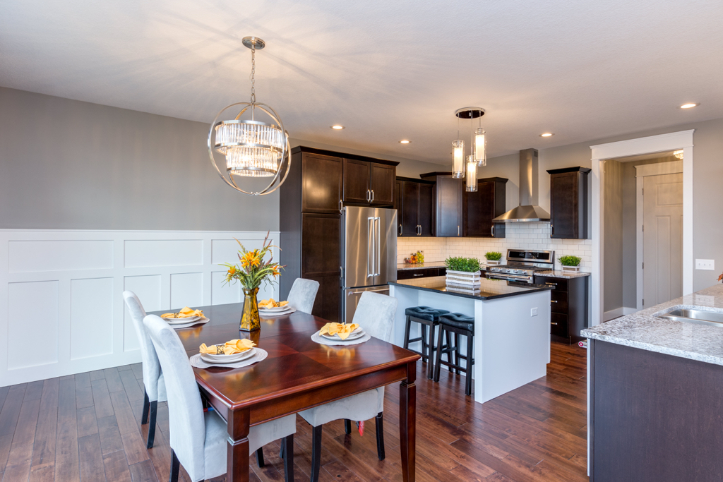 https://www.rivervalleyhomesqc.com/wp-content/uploads/6234_Whispering_Hills_Ct_6.jpg